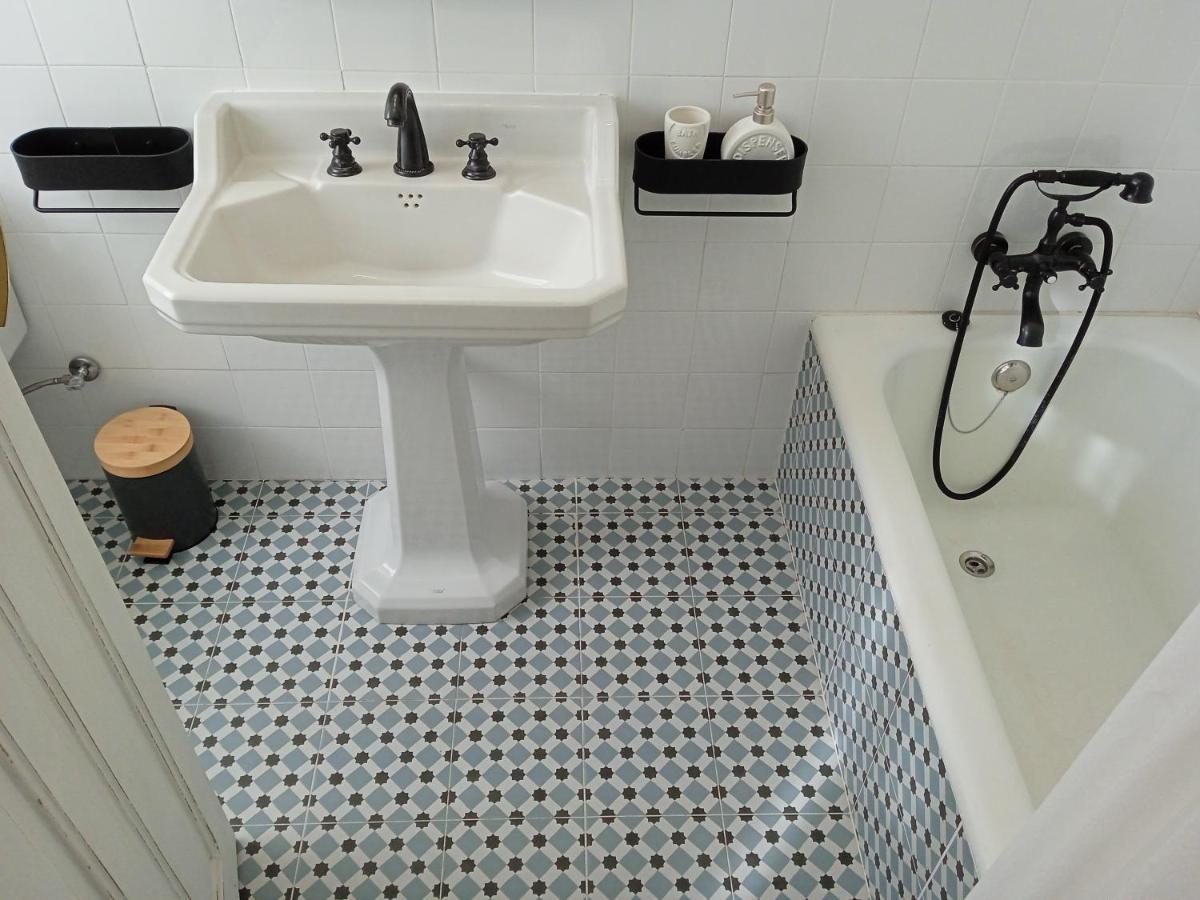 Piso Iwvaxi, Gallery House. Ourense. المظهر الخارجي الصورة
